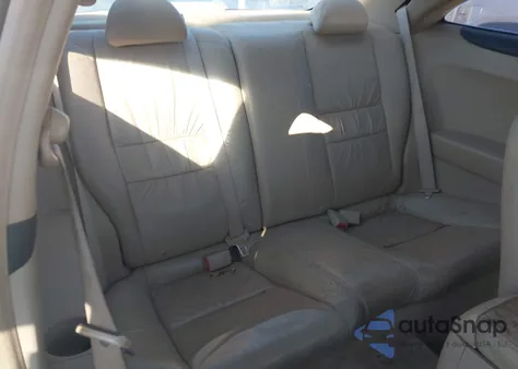 2004 Honda Accord 3.0 Ex z USA, uszkodzony, nr VIN 1HGCM82684A003912